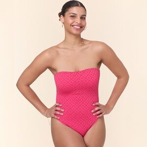 Andie The Kauai One Piece - Eyelet - Begonia - Long Torso Size XSBEGONIA / XS